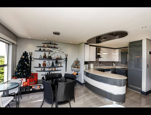 2 BEDROOM APARTMENT FOR SALE IN MORNINGSIDE